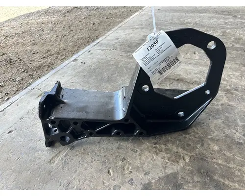 PETERBILT 379 Spring Hanger