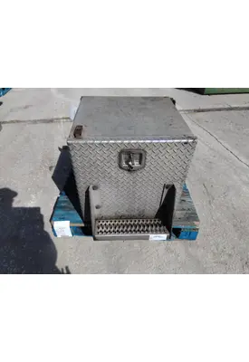 PETERBILT 379 TOOL BOX