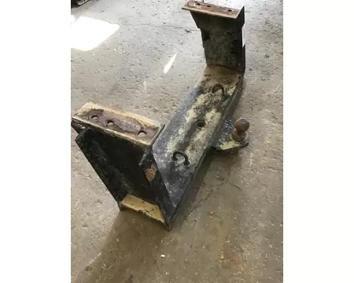 PETERBILT 379 TRAILER HITCH