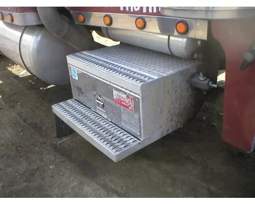 PETERBILT 379 Tool Box