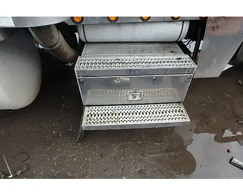 PETERBILT 379 Tool Box