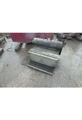 PETERBILT 379 Tool Box