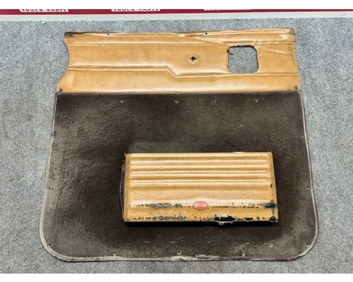 PETERBILT 379 Trim Panel, Front Door