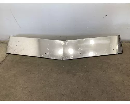 PETERBILT 379 Visor