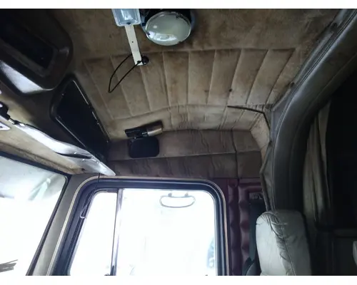 PETERBILT 379 WHOLE TRUCK FOR RESALE