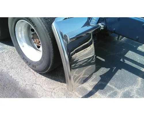 PETERBILT 379 WHOLE TRUCK FOR RESALE