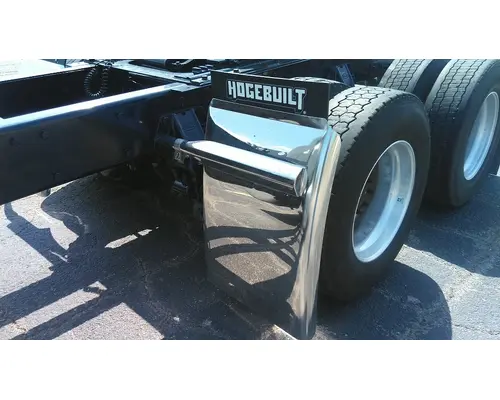 PETERBILT 379 WHOLE TRUCK FOR RESALE