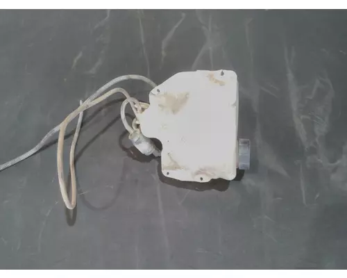 PETERBILT 379 WINDSHIELD WASHER RESERVOIR