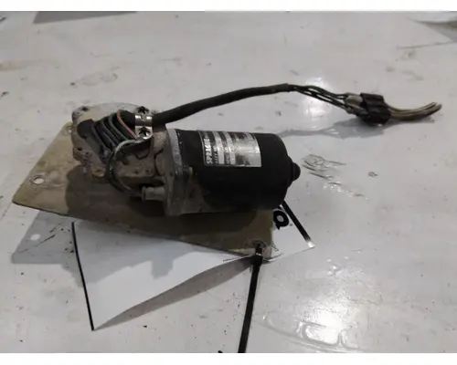 PETERBILT 379 WINDSHIELD WIPER MOTOR