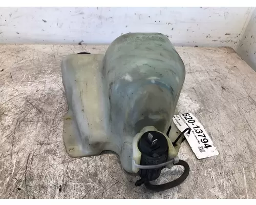 PETERBILT 379 Windshield Washer Reservoir