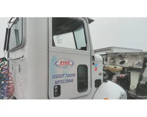 PETERBILT 382 2011-2016 DOOR ASSEMBLY, FRONT