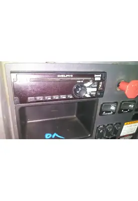 PETERBILT 382 RADIO AM/FM/BLUETOOTH