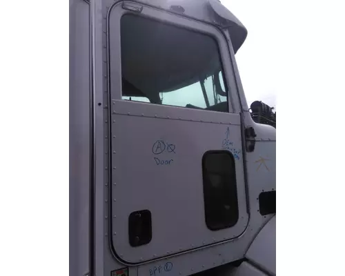 PETERBILT 384 2007-2016 DOOR ASSEMBLY, FRONT