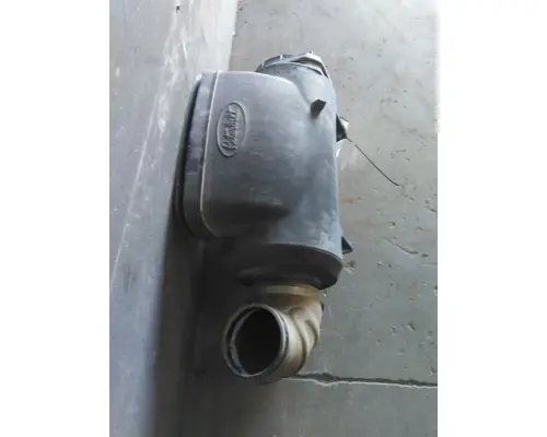 PETERBILT 384 AIR CLEANER