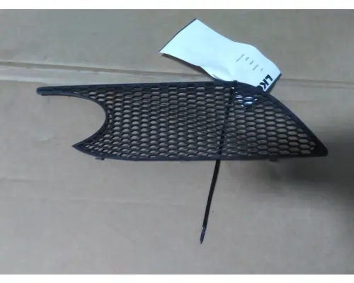 PETERBILT 384 AIR INTAKE LOUVERCOVER