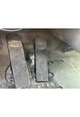 PETERBILT 384 Accelerator Parts