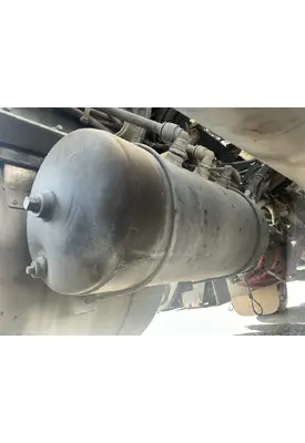 PETERBILT 384 Air Tank