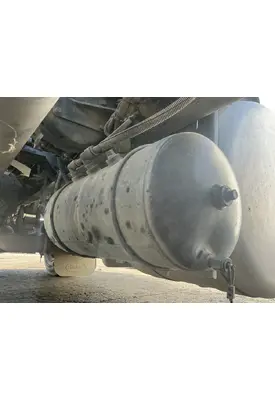 PETERBILT 384 Air Tank
