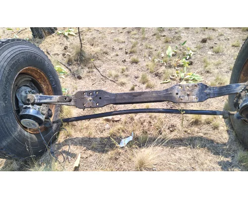 PETERBILT 384 Axle Assembly, Front (Steer)