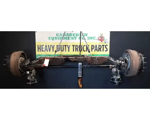 PETERBILT 384 Axle Assembly, Front (Steer)