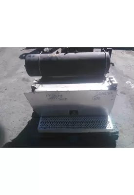 PETERBILT 384 BATTERY BOX