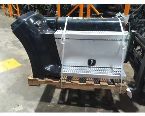 PETERBILT 384 BATTERY BOX