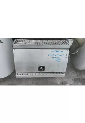 PETERBILT 384 BATTERY BOX