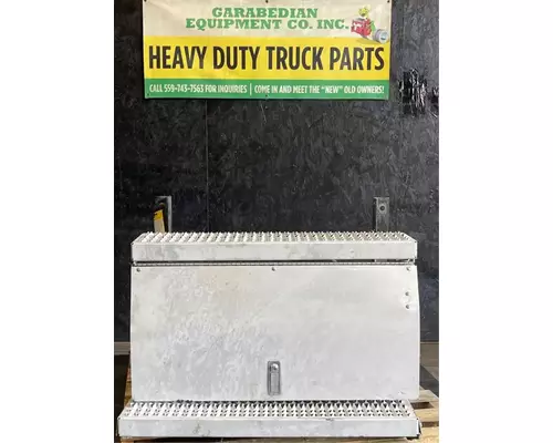 PETERBILT 384 Battery BoxTray