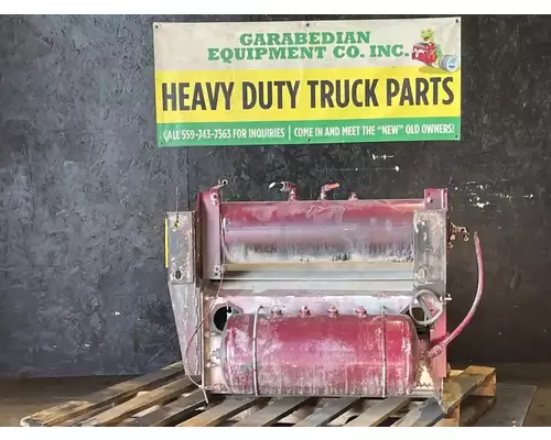 PETERBILT 384 Battery BoxTray