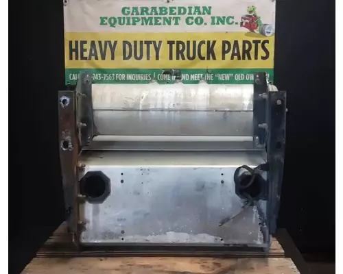 PETERBILT 384 Battery BoxTray