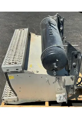 PETERBILT 384 Battery Boxes