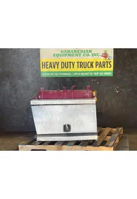 PETERBILT 384 Battery Boxes