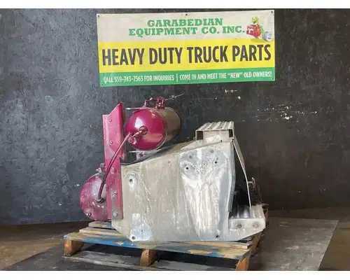 PETERBILT 384 Battery Boxes