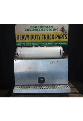 PETERBILT 384 Battery Boxes