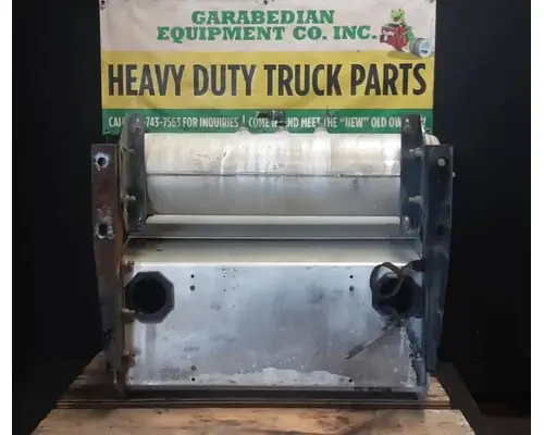 PETERBILT 384 Battery Boxes