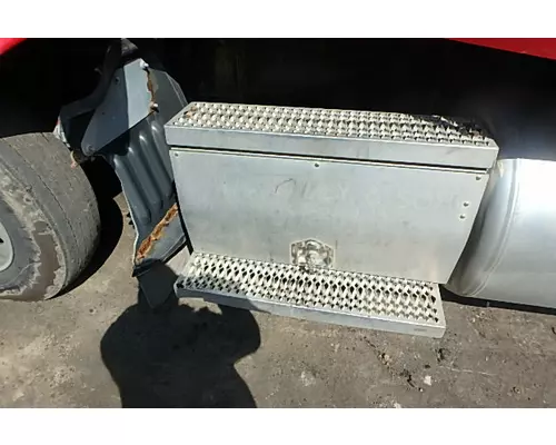 PETERBILT 384 Battery Tray