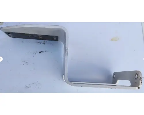 PETERBILT 384 Brackets, Misc.