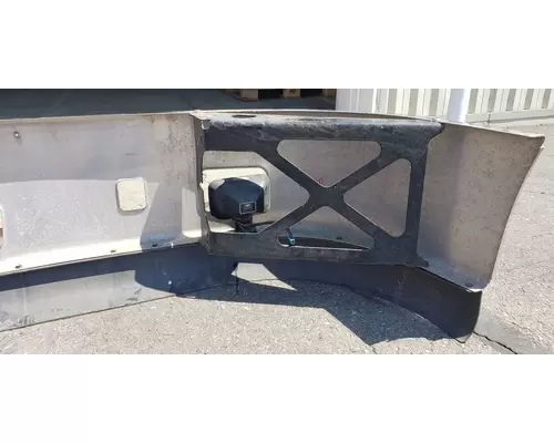 PETERBILT 384 Bumper