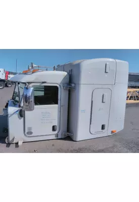 PETERBILT 384 CAB