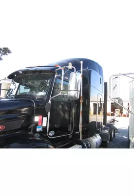 PETERBILT 384 CAB