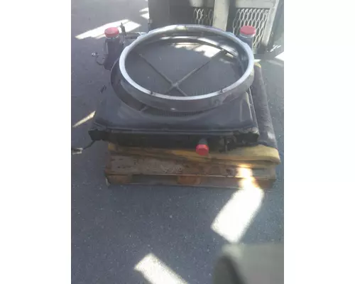 PETERBILT 384 COOLING ASSEMBLY (RAD, COND, ATAAC)