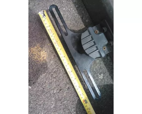 PETERBILT 384 CROSSMEMBER