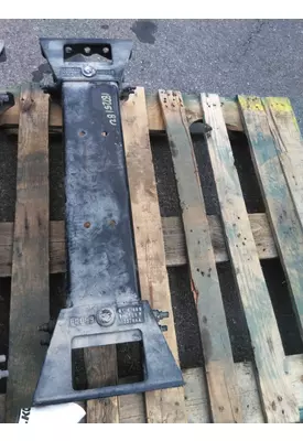 PETERBILT 384 CROSSMEMBER