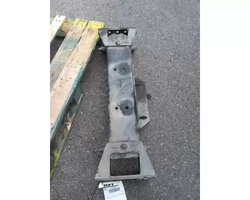 PETERBILT 384 CROSSMEMBER