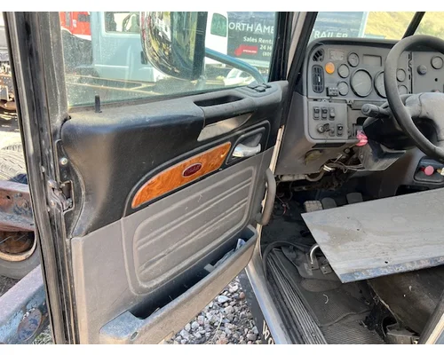 PETERBILT 384 Cab Assembly