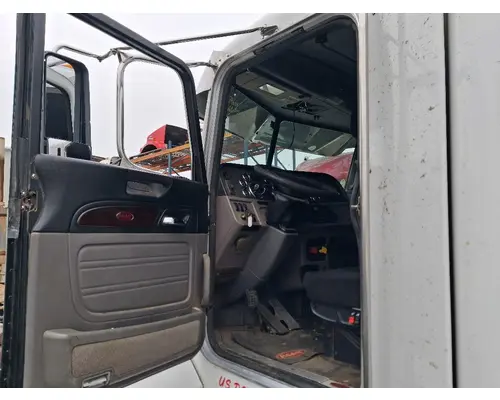 PETERBILT 384 Cab Assembly