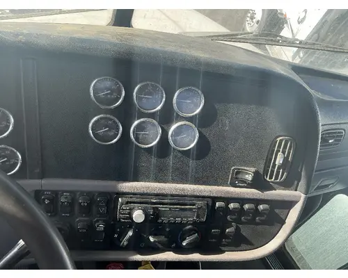 PETERBILT 384 Cab Assembly