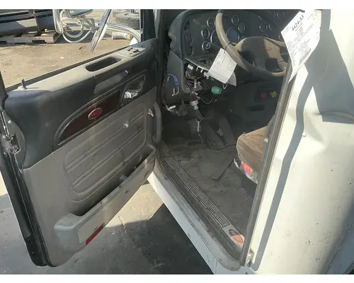 PETERBILT 384 Cab Assembly