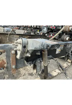 PETERBILT 384 Cab Mount Bracket