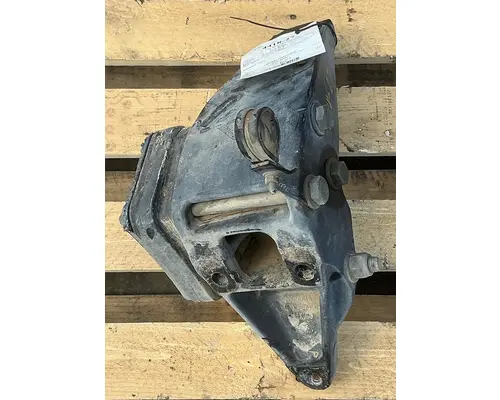 PETERBILT 384 Cab Mount Bracket